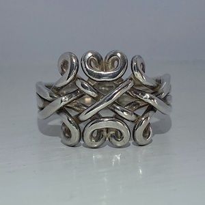 RARE new PUZZLE Ring in Sterling Silver ( stamped 925)